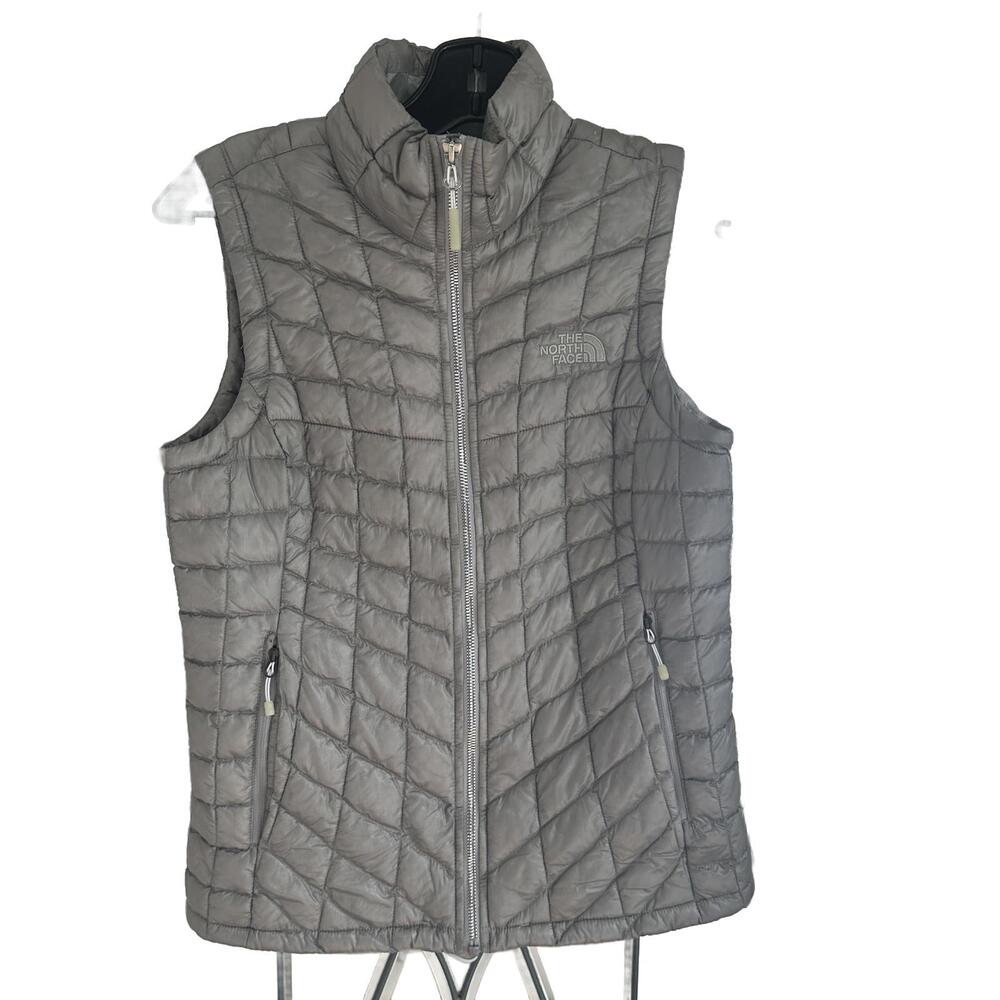 The North Face Women's Thermoball Quilted Puffer Sleeveless Vest - Size XS